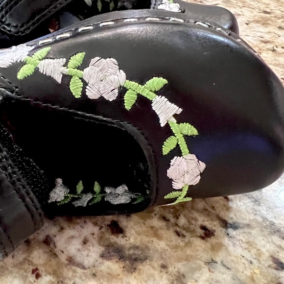 VINTAGE HANNA ANDERSSON MARY JANE CLOGS black Leather!! Fit like toddler 6.5!!! - Picture 6 of 16